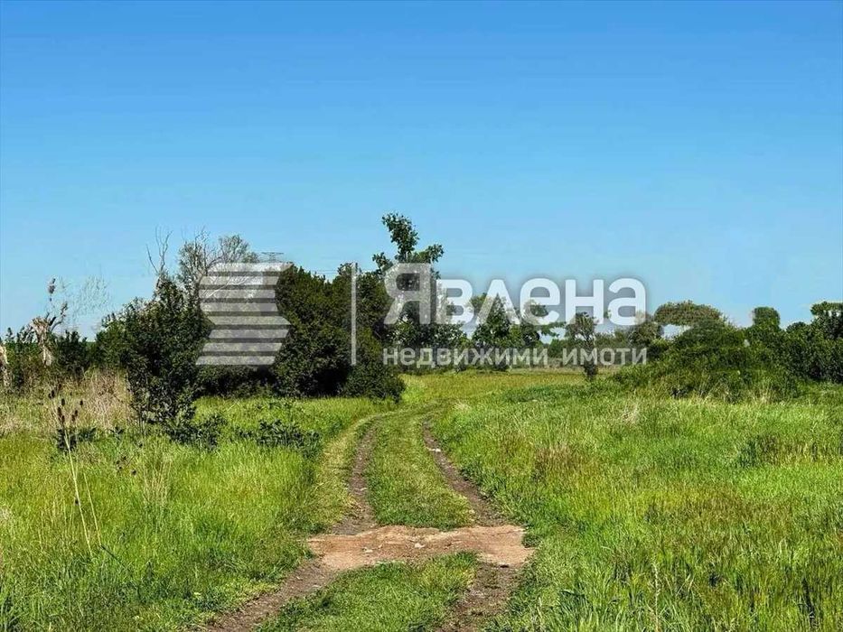 Продава се Парцел в София, Център - 1974 кв.м за 61 €/кв.м - Снимка #1