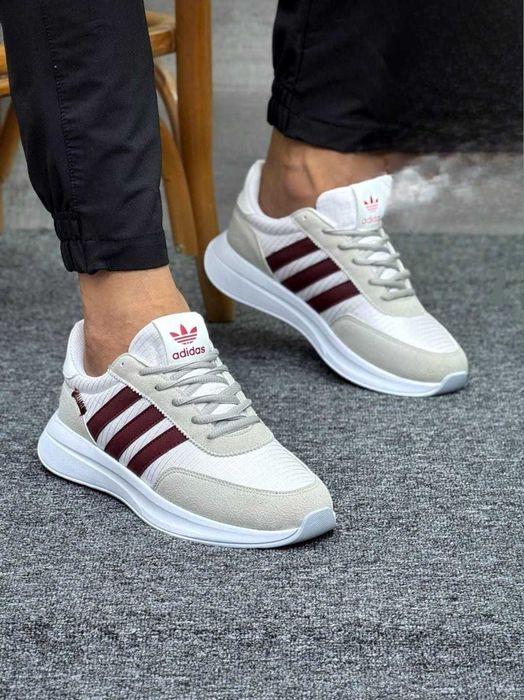 ADIDAS светло сиво и бяло  Код: 2014
