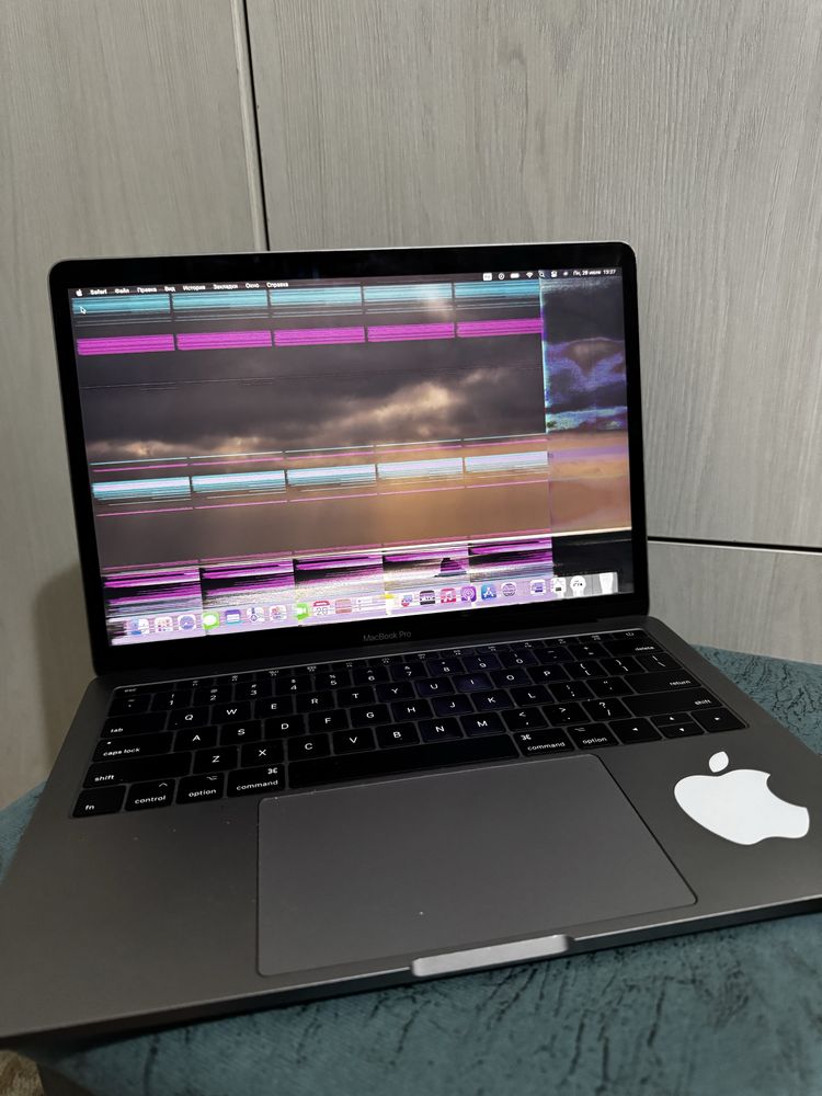Macbook на запчасти
