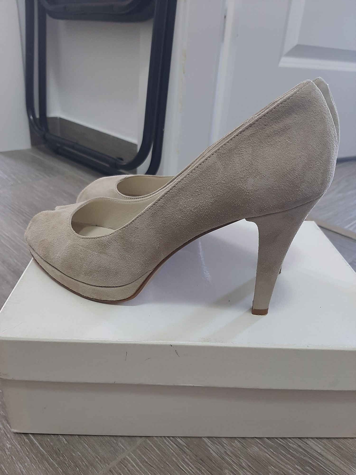 Pantofi dama, eleganți