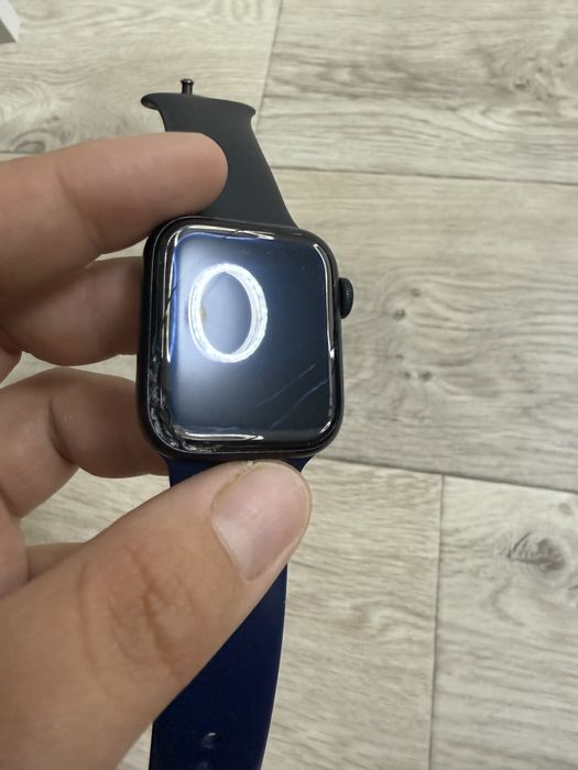 Apple watch se 22