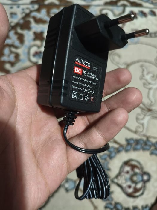 Зарядка на шурупаверты Alteco