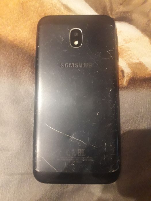 Продам срочно два  Самсунг j3