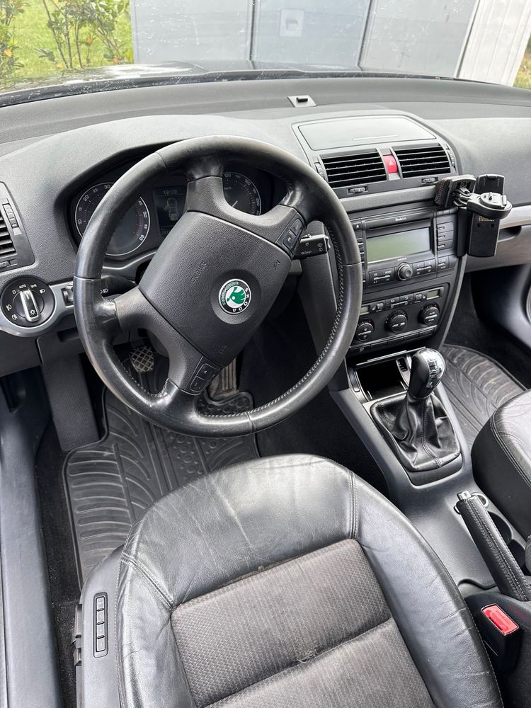 skoda octavia 2 BKD