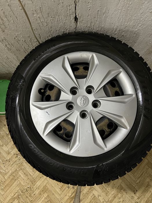 Шипованная резина в сборе 205/65R16 разболтовка 5:114,3