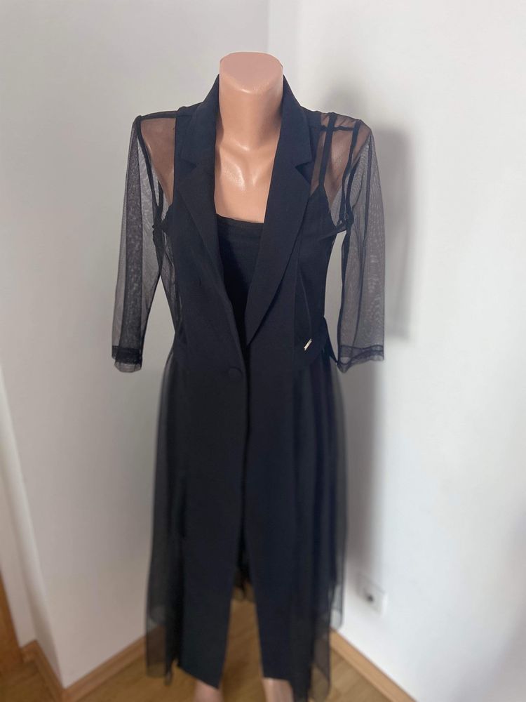 Rochie neagra de ocazie