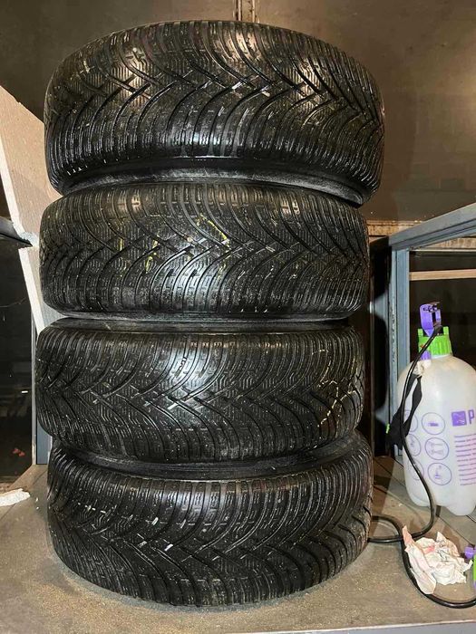 4бр. Kleber Krisalp Hp3 205/65/15 Зимни