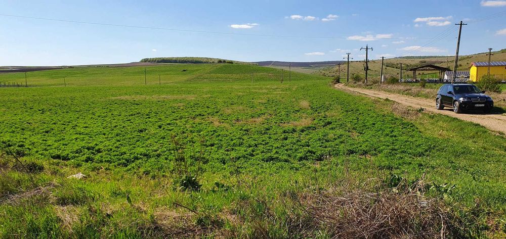 Vand teren intravilan, cu autorizatie de construire