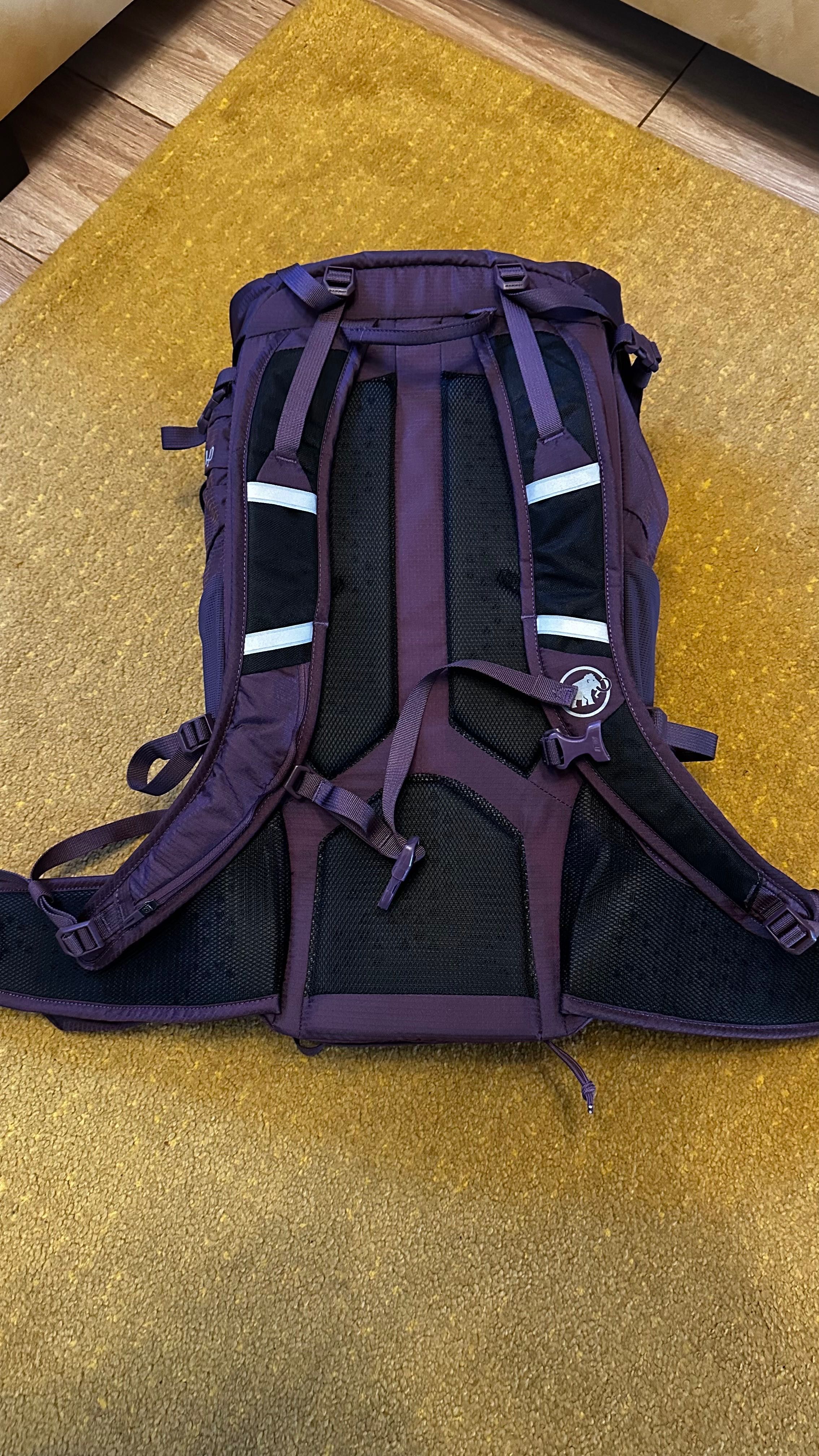 Mammut Lithium PRO 28 L ca NOU rucsac drumetie hiking husa ploaie 890g