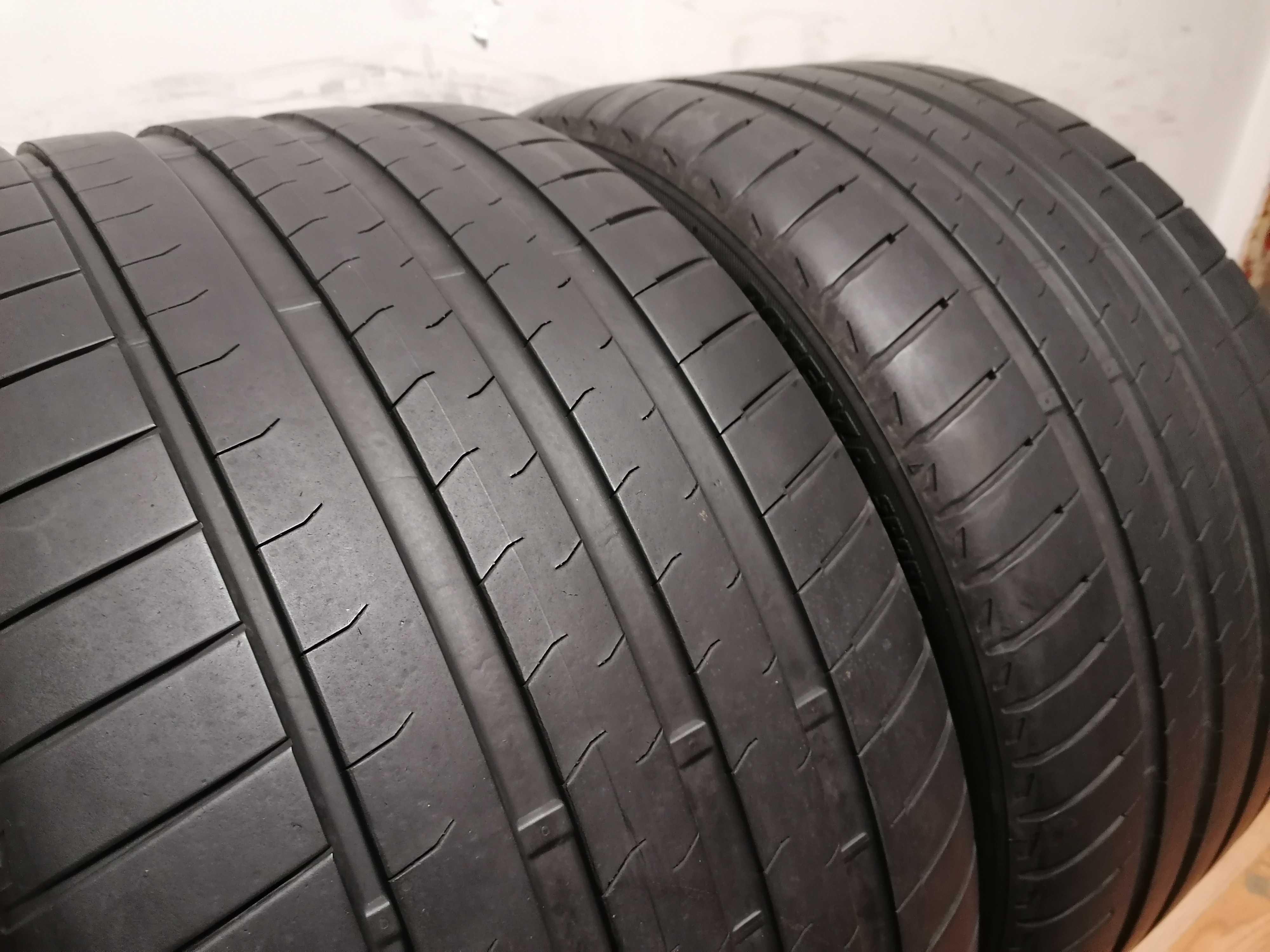 2 бр. 305/30/20 Bridgestone / летни гуми