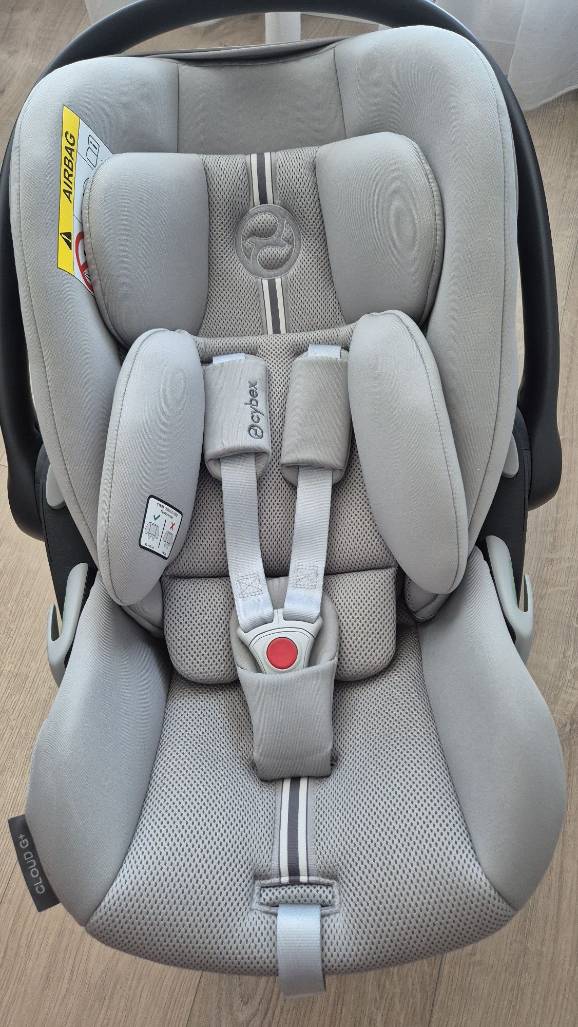 Стол за кола Cybex Cloud G i-Size Plus  + адаптери за количка