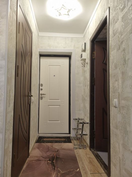 Своя!!! Продаётся в 5 минутах от м.Новза 1/4/5.