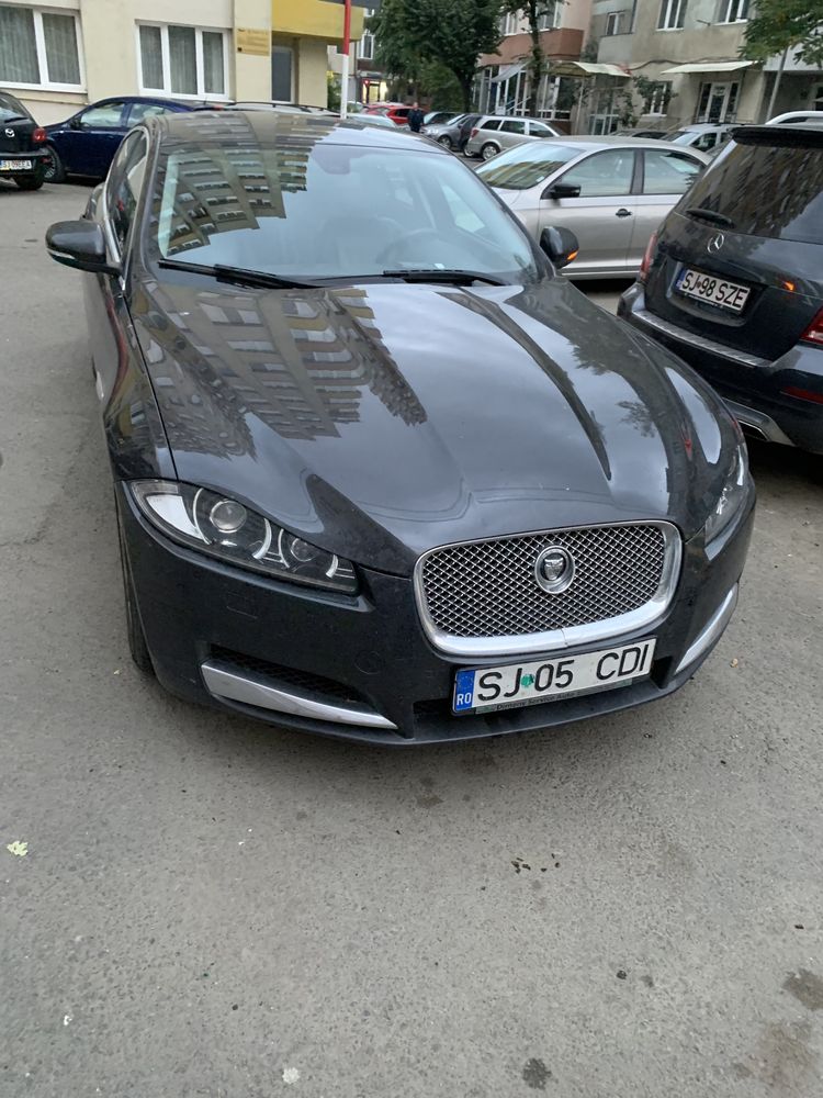 Vând Jaguar XF 2013