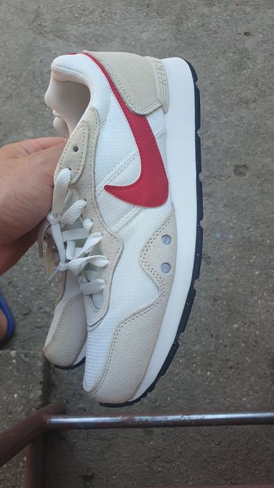 Nike - Pantofi sport cu garnituri de piele intoarsa Venture Runner, Al