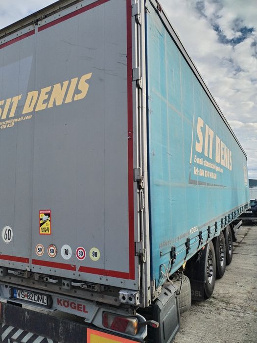 Semiremorci de vânzare.