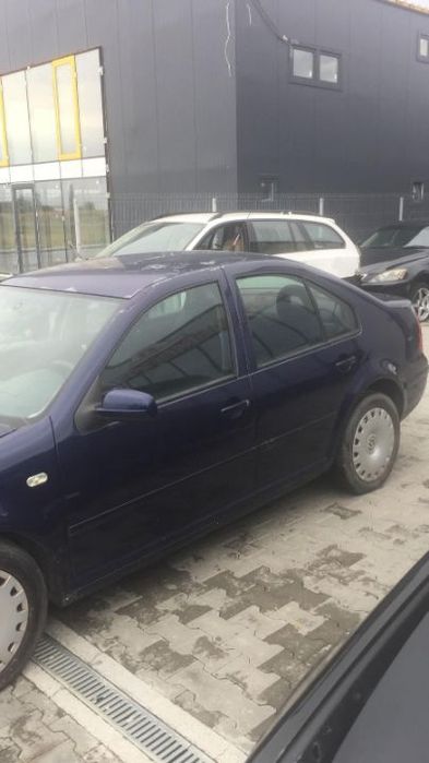 Dezmembram Volkswagen Bora 1.9 TDI tip motor ALH an fabr 2003