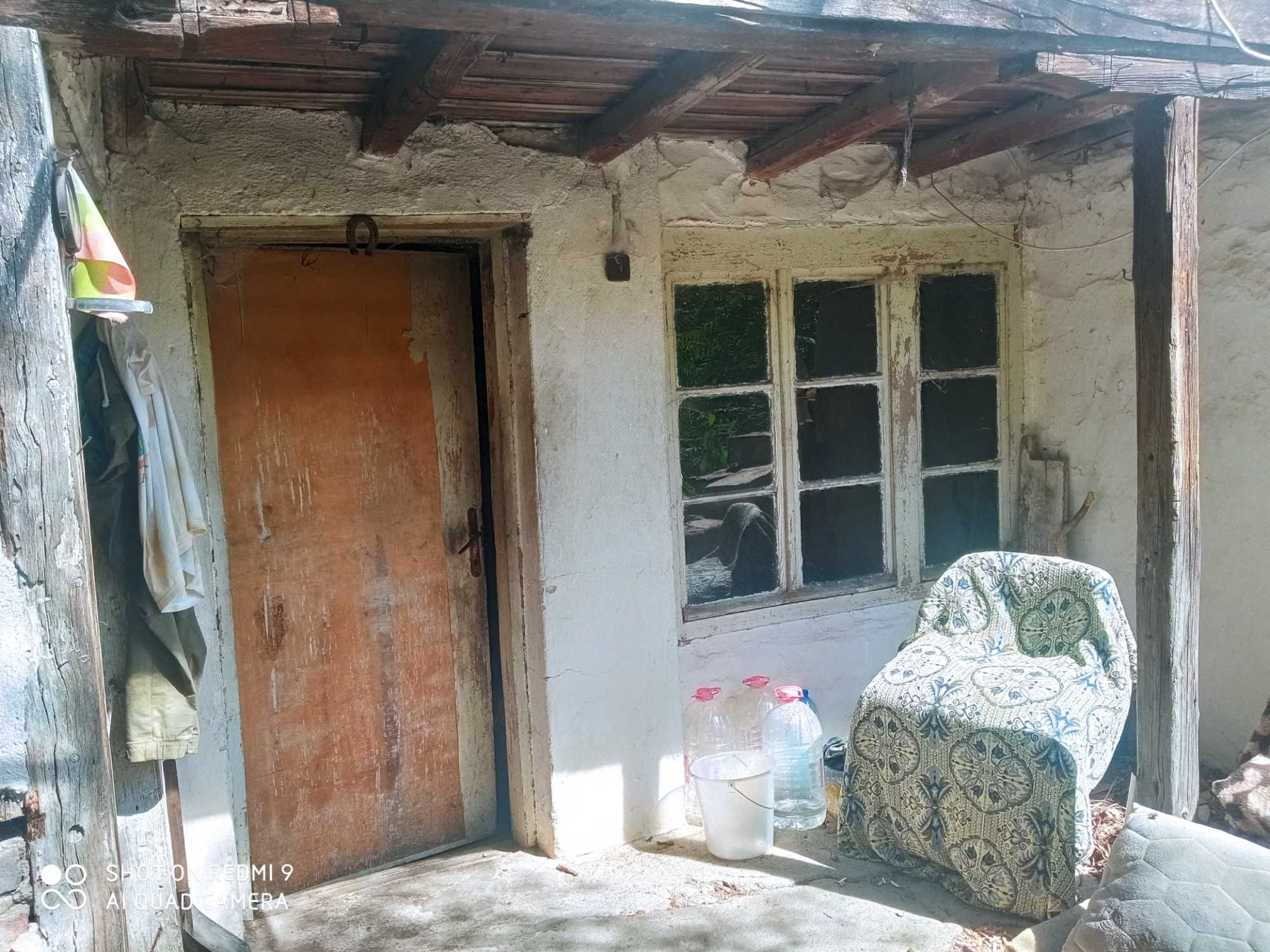 Продавам Къща във село Яворово област Стара Загора.