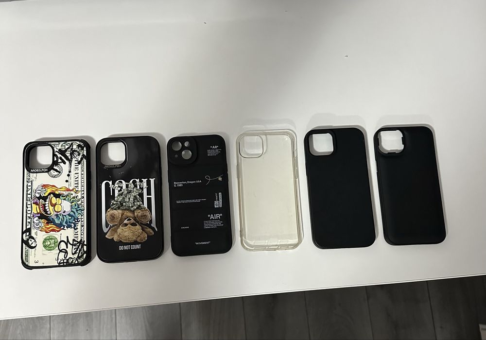 Vând huse iphone 14/15 plus