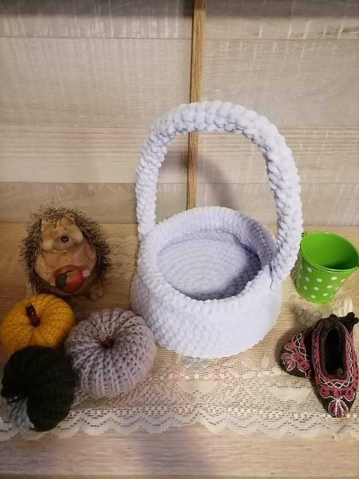 Ръчно плетена кошница