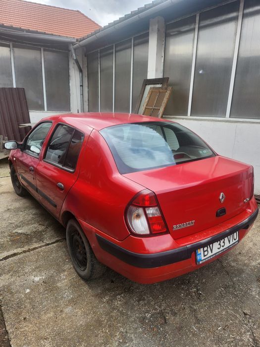 Vând Renault clio an 2005 motor 1,4 benzina an 2005