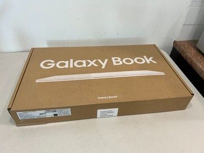 Laptop Samsung Book 4, Intel Core 7, 16Gb/1TB, Sigilat