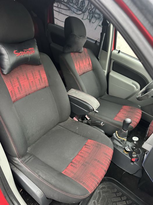 Scaune logan 1 2008 kiss fm editie limitat