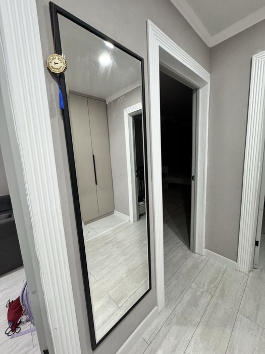 Продам зеркало почти новое