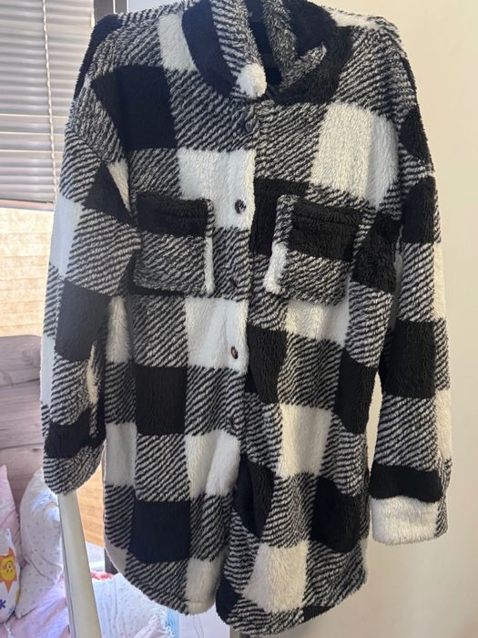 Пухено палто размер М-Л