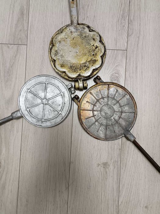 Печенница - вафельница б/у цена за все