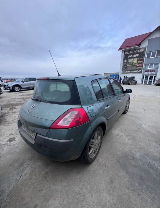 Dezmembrez Renault megan 2 1.5 dci