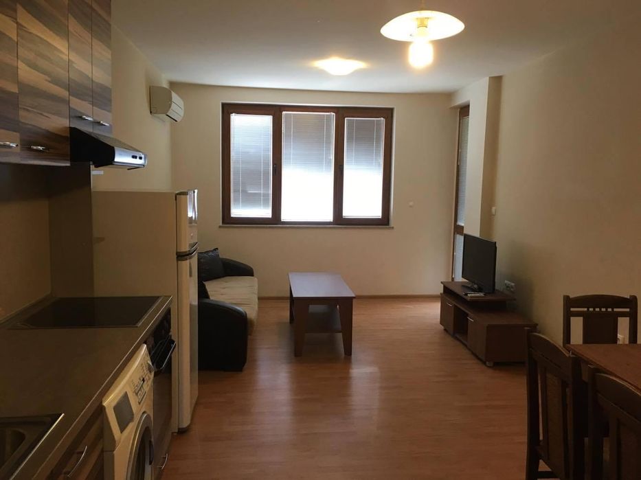 Дава се под наем Двустаен апартамент в Пловдив, Център - 65 кв.м за 400 € - Снимка #1