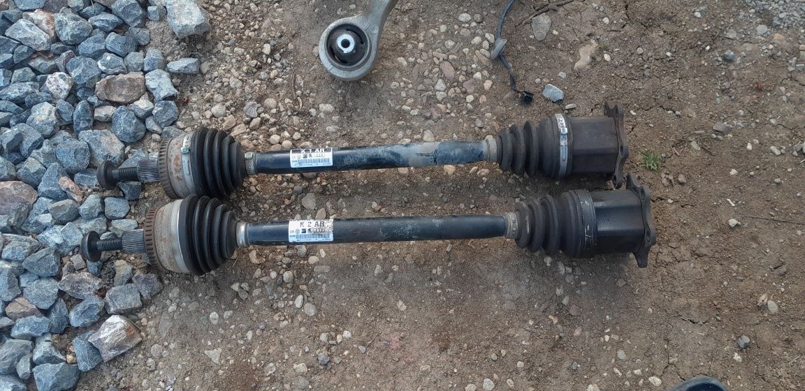 Audi a4 b7 2.0tfsi ВGB На части двигател2.0 tfsi