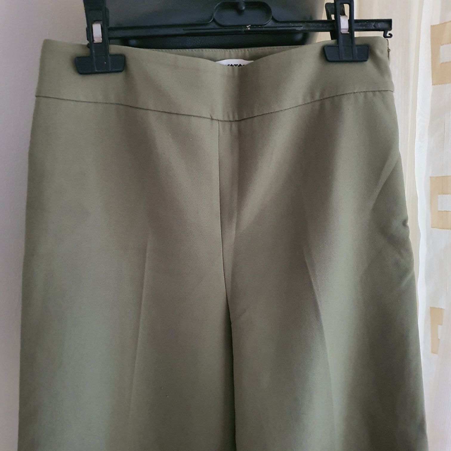 Pantaloni khaki cullotes Koton