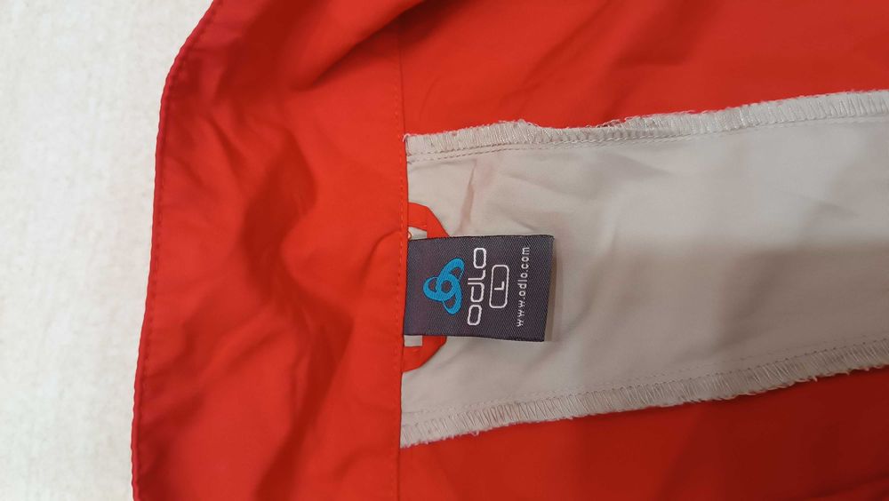 Елек ODLO eлече ветровка яке