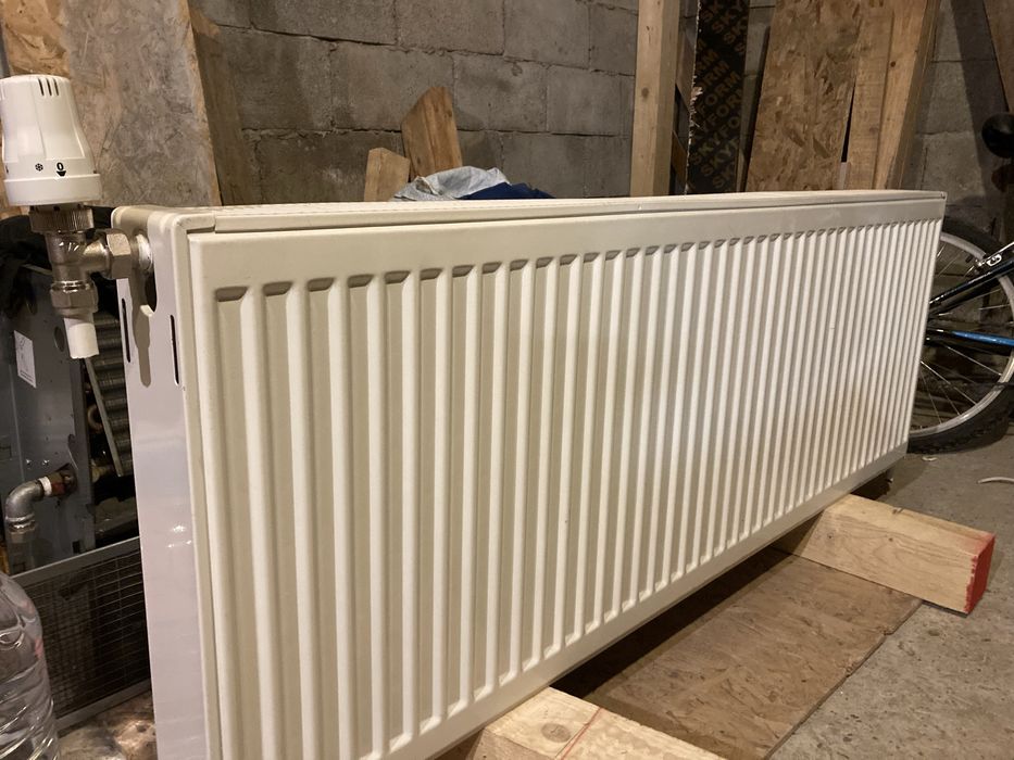 Панелен радиатор 50/140