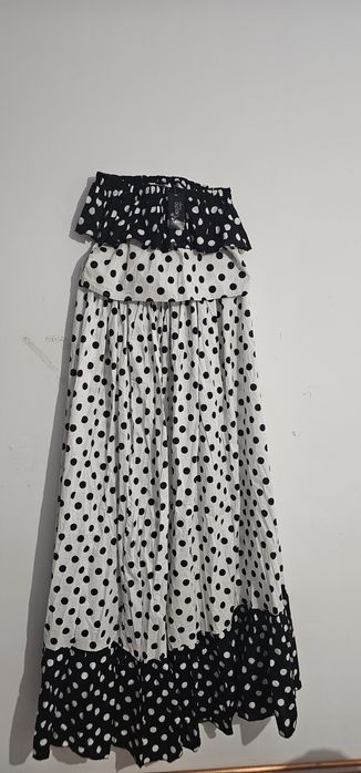 Vând rochițe foarte ieftin