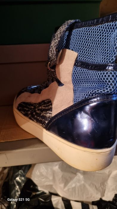 Обувки дамски употребявани