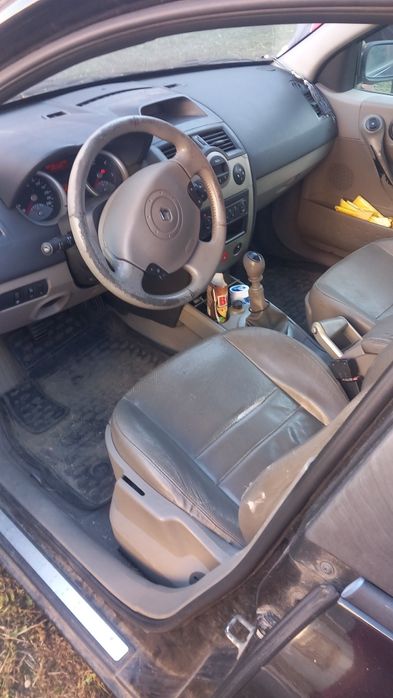 Vând Renault megane