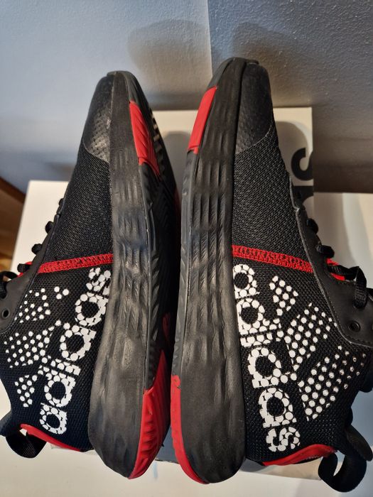 Маратонки за баскетбол Adidas н.40