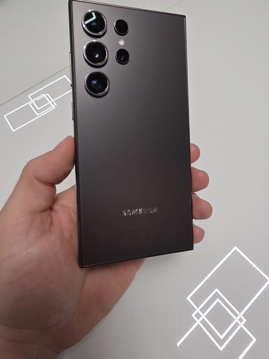 Samsung S24 Ultra , 512 GB + гаранция до 20.02.2026