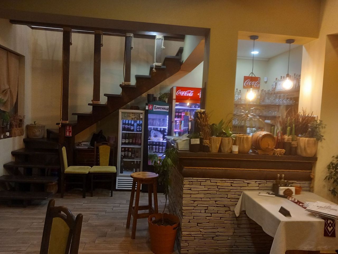 Продава се Заведение в Чирпан - 400 кв.м за 948 €/кв.м - Снимка #5