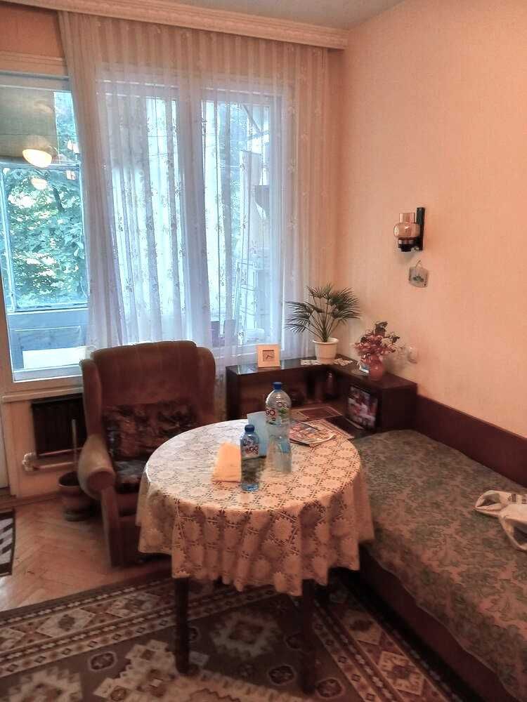 Двустаен обзаведен монолит