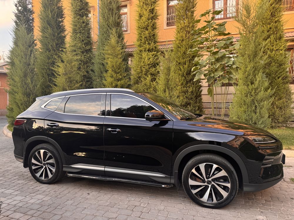 Сотилади: BYD Champion 2023