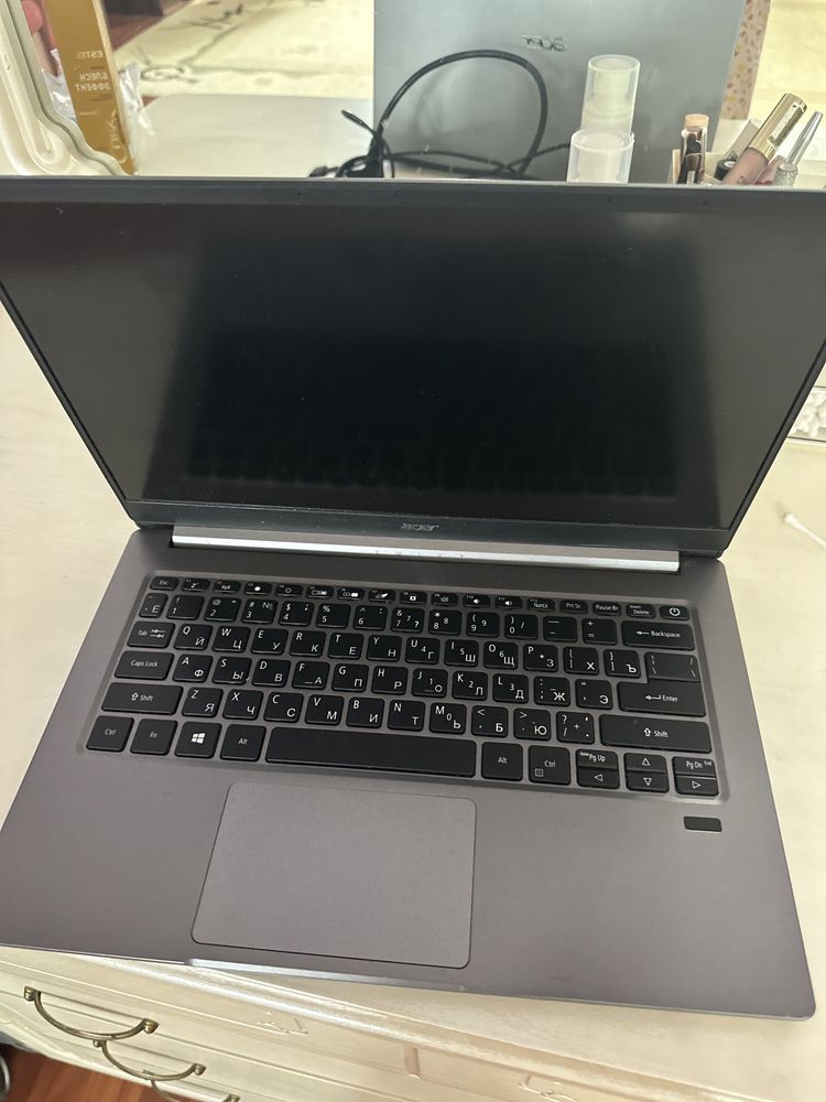 Acer. Ultra Book. Core I 7 / 2020 года