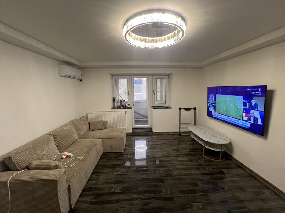 Apartament 54 mp !