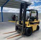 Inchiriez stivuitor 5t