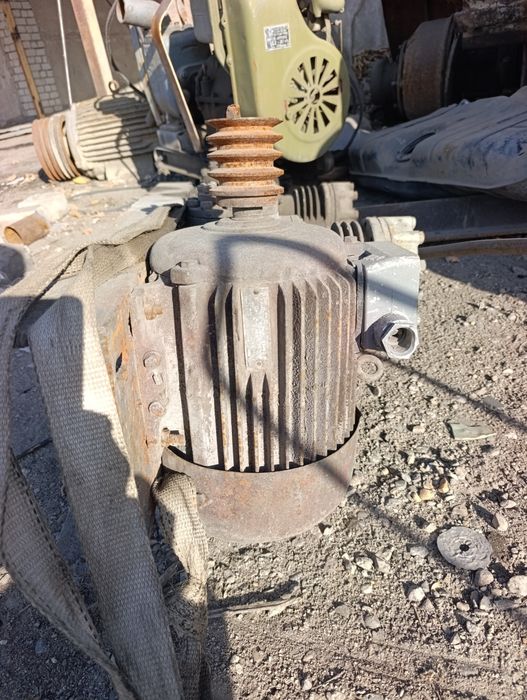 Электро двигатель 5.5ква 1500об