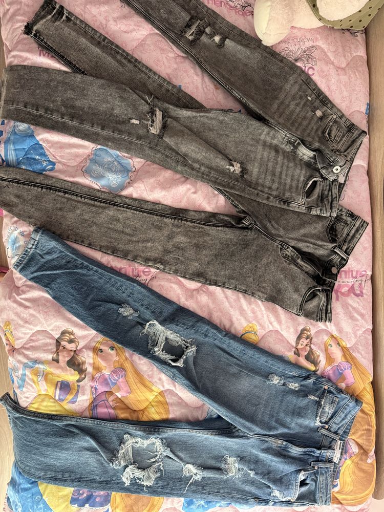 Дънки на Bershka,Stradivarius