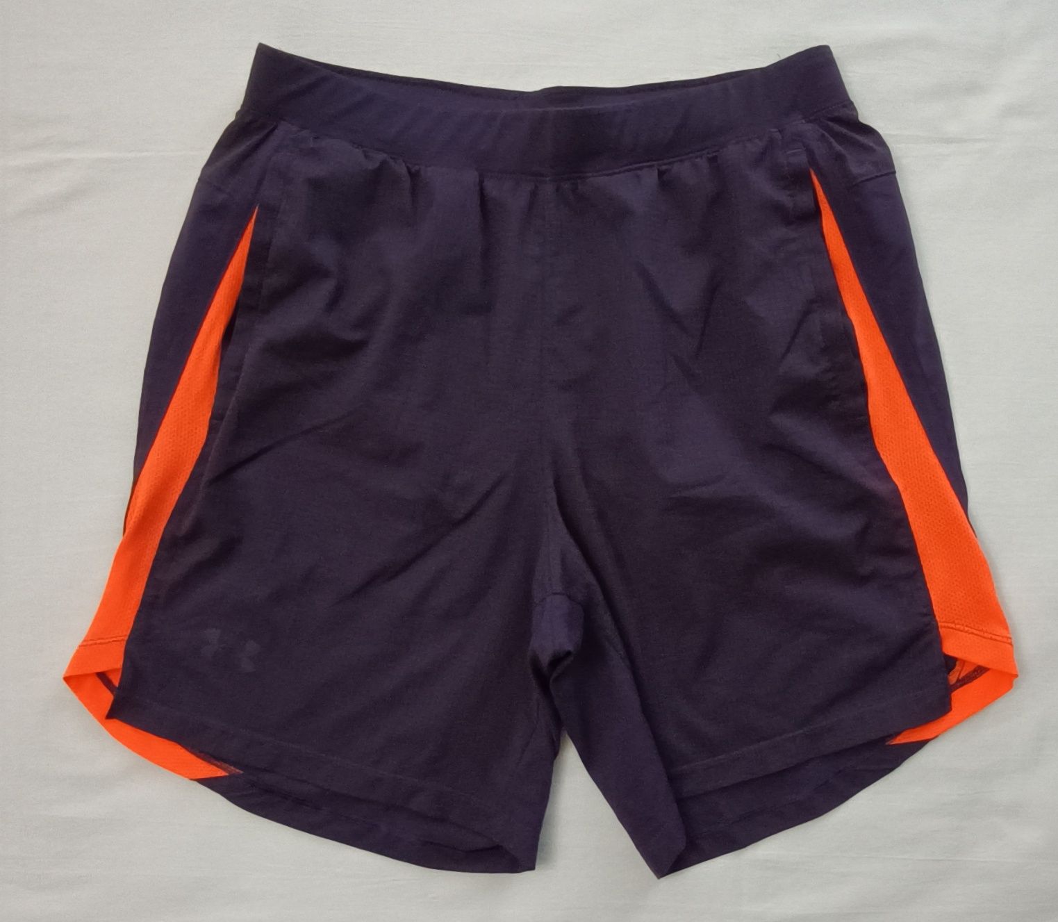 Under Armour UA Shorts оригинални гащета M спорт фитнес шорти бягане