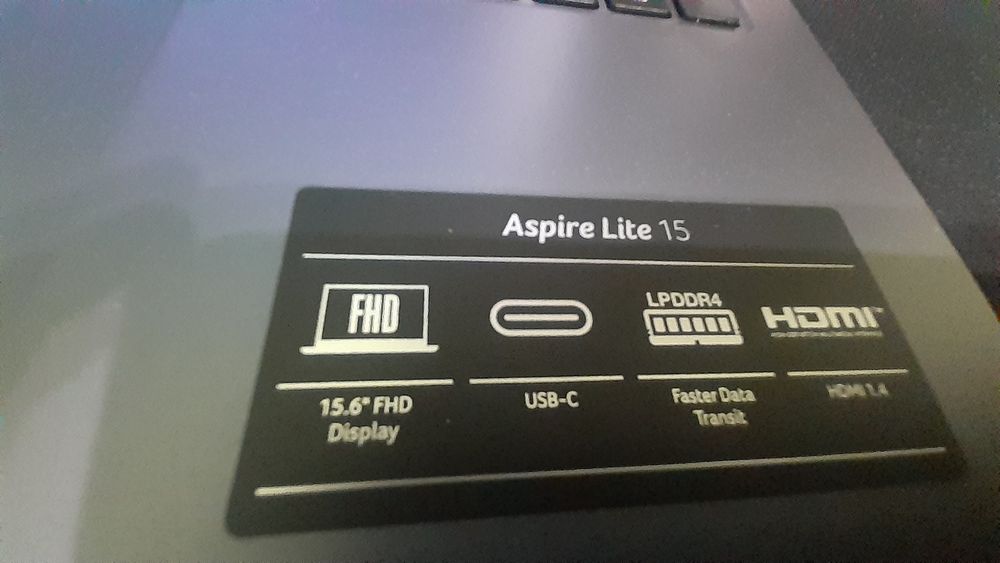 Ноутбук acer новый